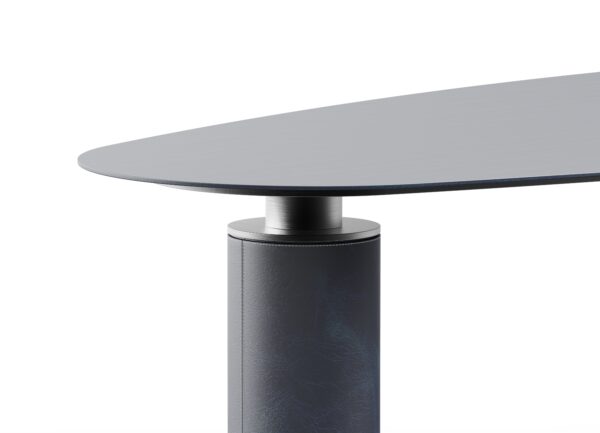 Pilastro Dining Table - Image 5